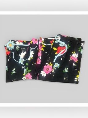 Room Service Women's Short Sleeve Notch Collar Capri Pants Pajama Set Floral XL